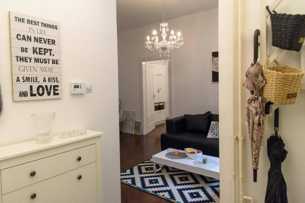 Apartment Senoa ซาเกร็บ ภายนอก รูปภาพ